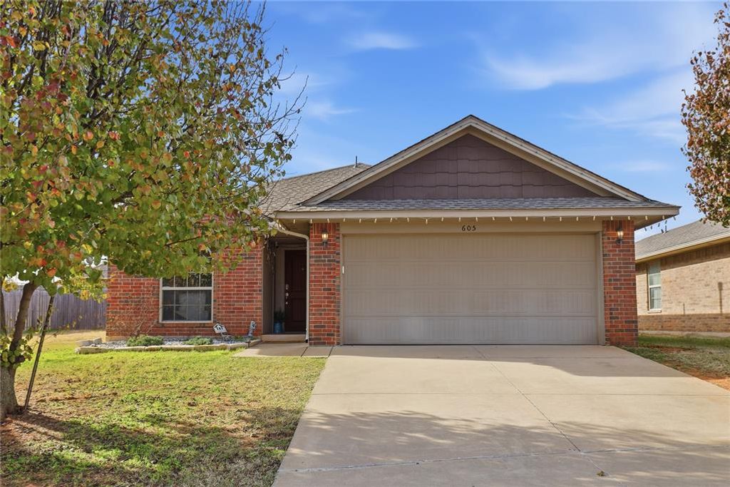 605 Inverleith Circle, Yukon, OK 73099