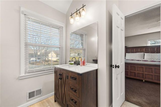 14611 E 43RD Terrace, Independence, MO 64055