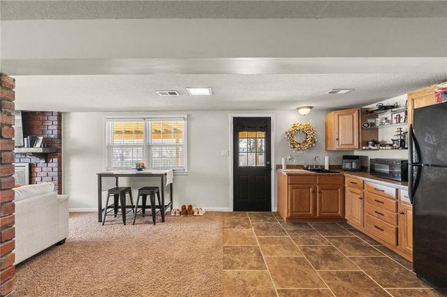 14611 E 43RD Terrace, Independence, MO 64055