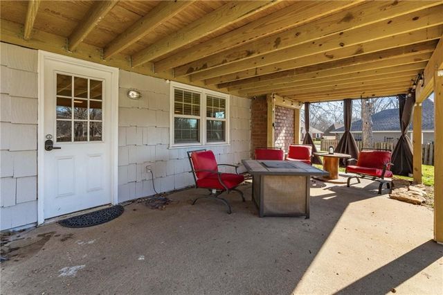 14611 E 43RD Terrace, Independence, MO 64055