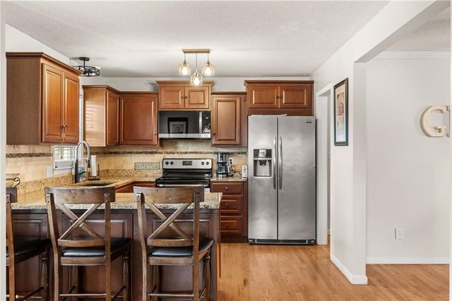 14611 E 43RD Terrace, Independence, MO 64055