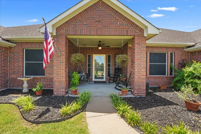 112 Springfield Lane, Red Oak, TX 75165