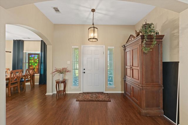 112 Springfield Lane, Red Oak, TX 75165