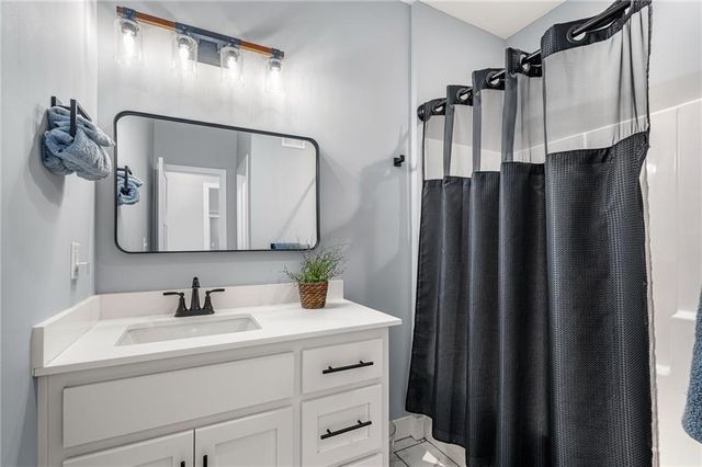 2110 Chateau Place, Raymore, MO 64083