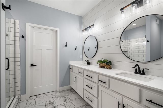 2110 Chateau Place, Raymore, MO 64083