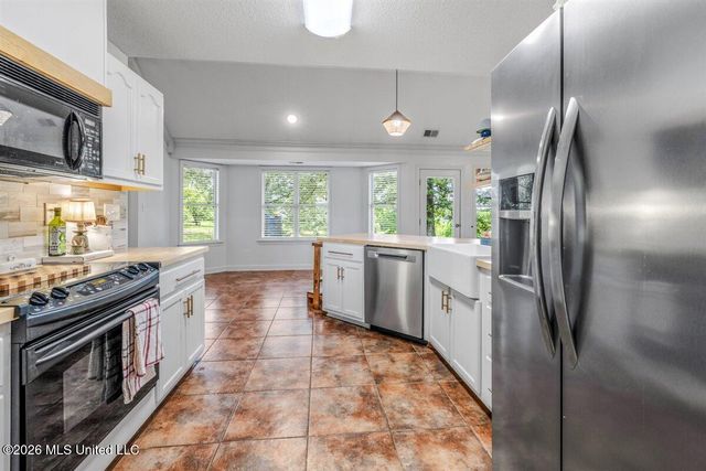 1605 Windy Lane, Southaven, MS 38671