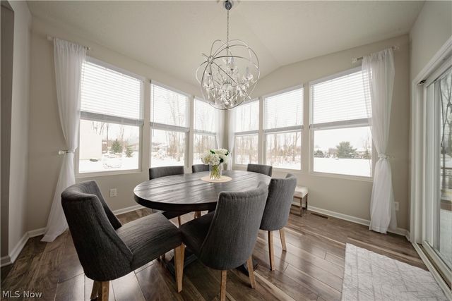 18764 Ledgestone Drive, Strongsville, OH 44149