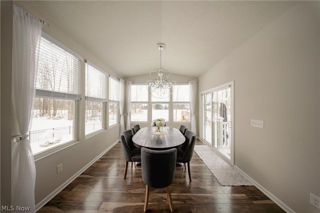 18764 Ledgestone Drive, Strongsville, OH 44149