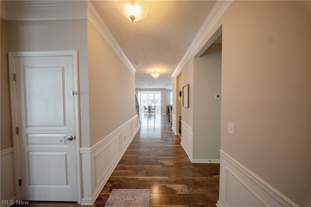 18764 Ledgestone Drive, Strongsville, OH 44149