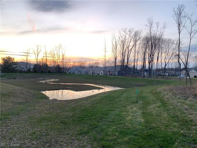 18764 Ledgestone Drive, Strongsville, OH 44149