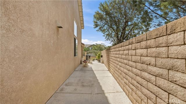 2475 Macbeth, Corona, CA 92882