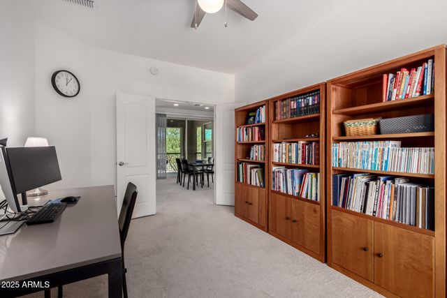 2425 W BRONCO BUTTE Trail 2011, Phoenix, AZ 85085