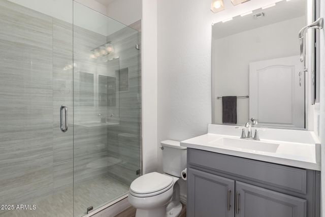 2425 W BRONCO BUTTE Trail 2011, Phoenix, AZ 85085