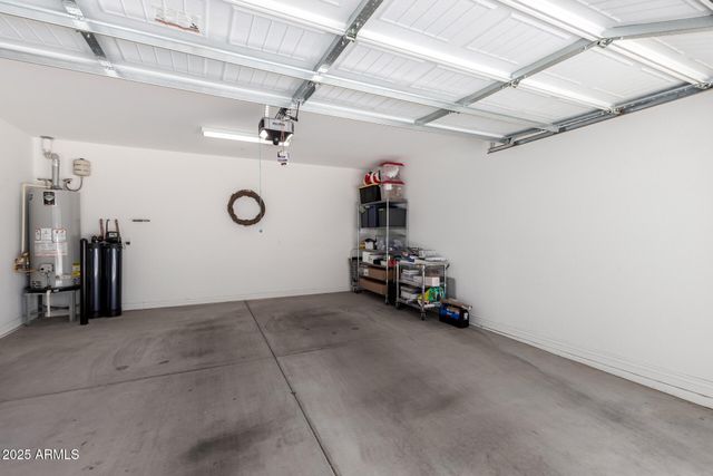 2425 W BRONCO BUTTE Trail 2011, Phoenix, AZ 85085