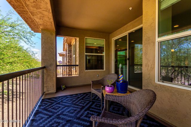 2425 W BRONCO BUTTE Trail 2011, Phoenix, AZ 85085