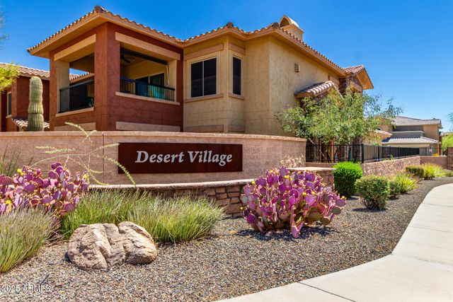 2425 W BRONCO BUTTE Trail 2011, Phoenix, AZ 85085