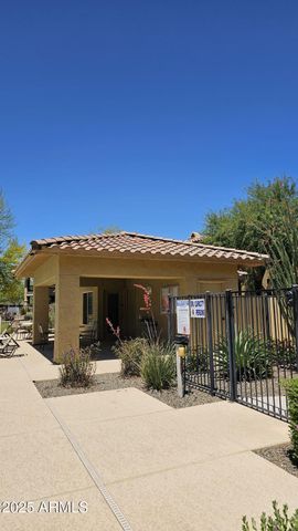 2425 W BRONCO BUTTE Trail 2011, Phoenix, AZ 85085