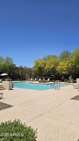 2425 W BRONCO BUTTE Trail 2011, Phoenix, AZ 85085