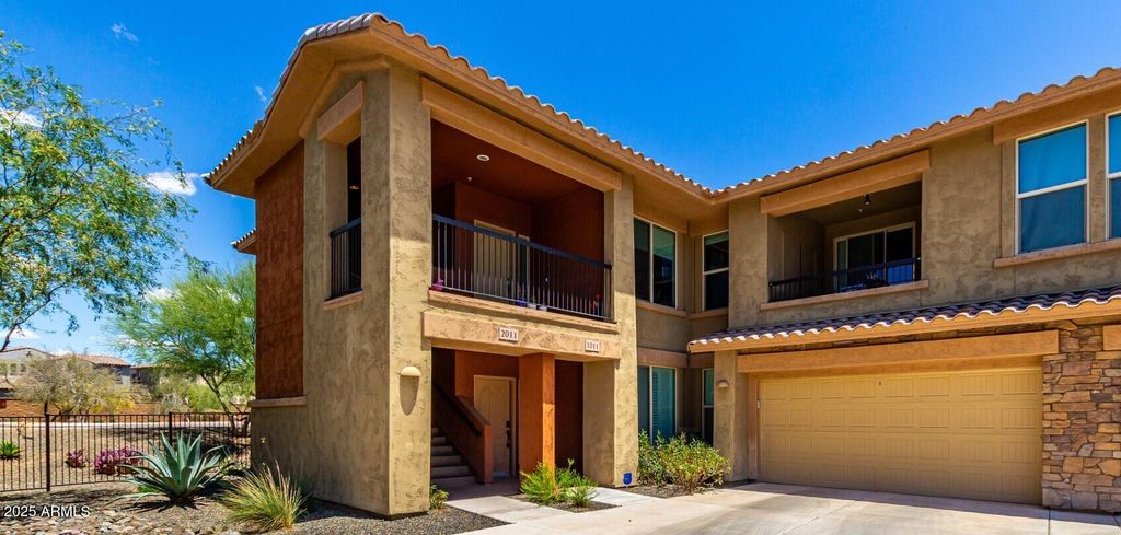 2425 W BRONCO BUTTE Trail 2011, Phoenix, AZ 85085