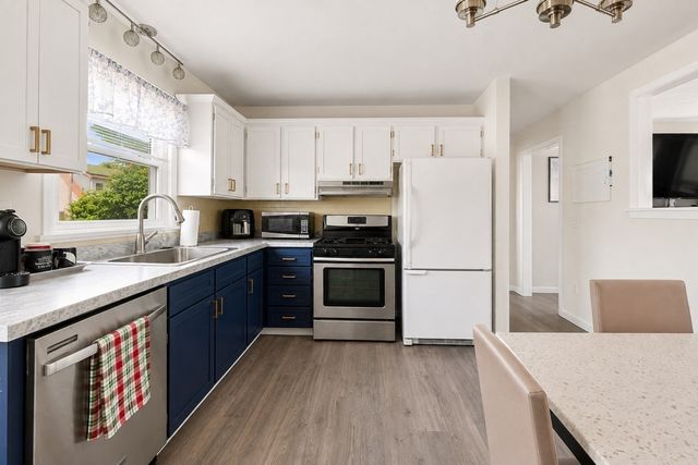 139 Seabury St, New Bedford, MA 02745
