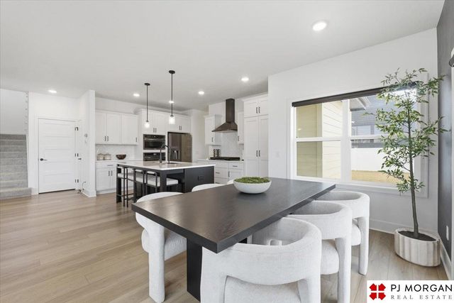 11908 S 110 Street, Papillion, NE 68046