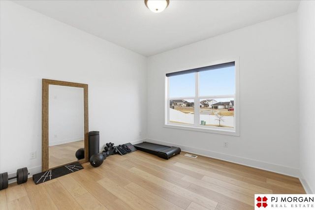 11908 S 110 Street, Papillion, NE 68046