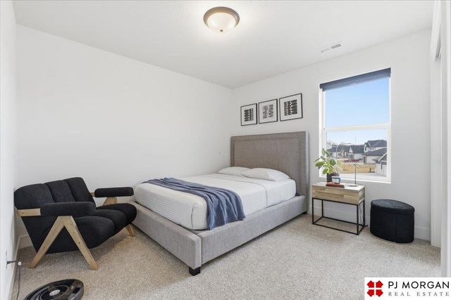 11908 S 110 Street, Papillion, NE 68046