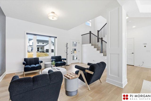 11908 S 110 Street, Papillion, NE 68046