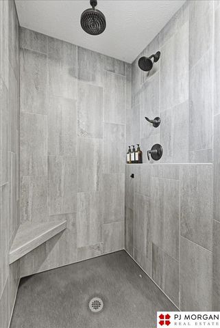 11908 S 110 Street, Papillion, NE 68046