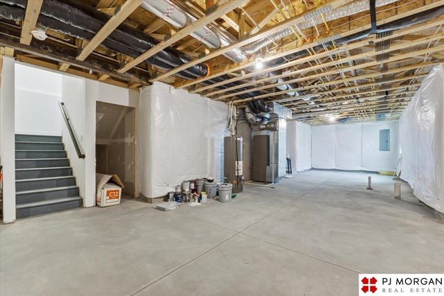 11908 S 110 Street, Papillion, NE 68046