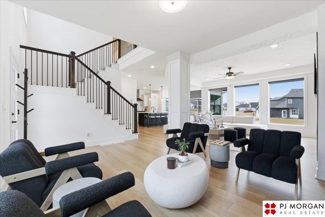 11908 S 110 Street, Papillion, NE 68046