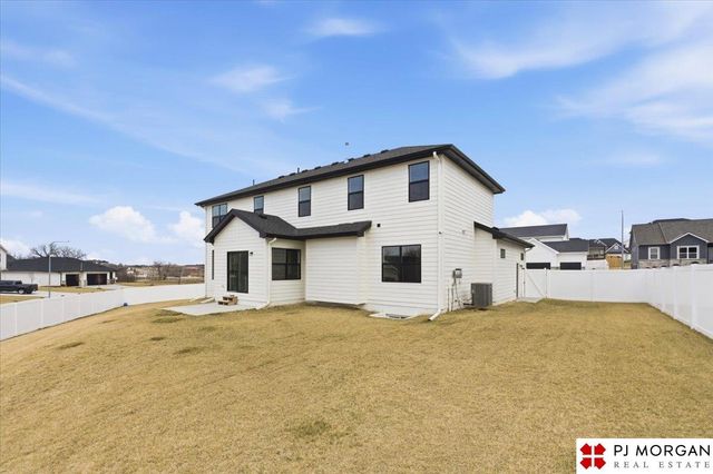 11908 S 110 Street, Papillion, NE 68046