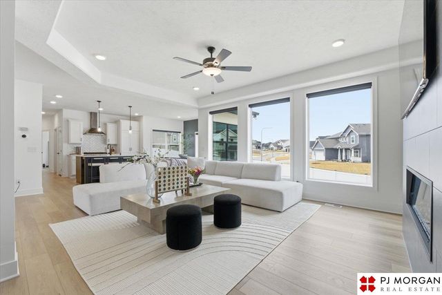 11908 S 110 Street, Papillion, NE 68046