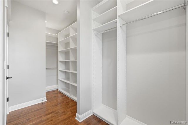 35339 W 13 Mile Road, Farmington Hills, MI 48331