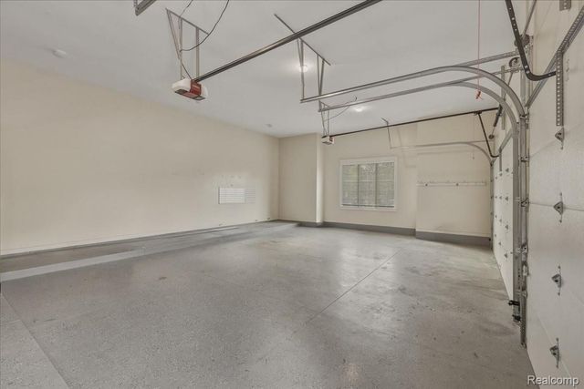 35339 W 13 Mile Road, Farmington Hills, MI 48331