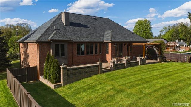 35339 W 13 Mile Road, Farmington Hills, MI 48331