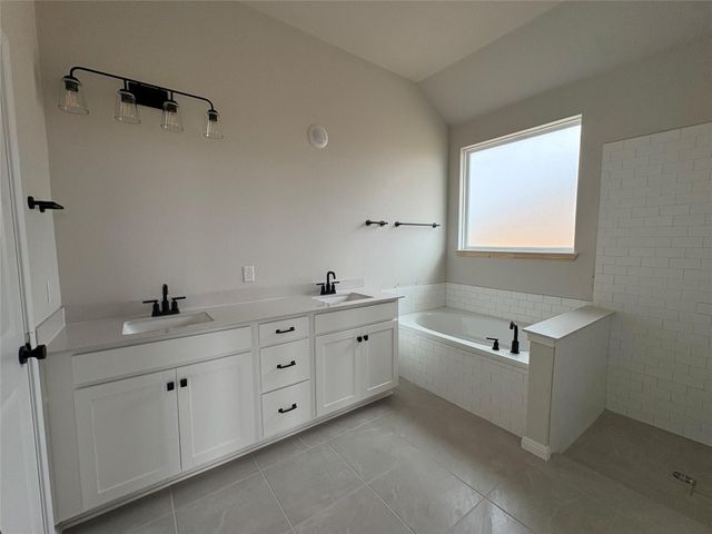 12709 Raven Meadow DR, Buda, TX 78610