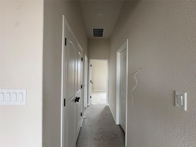 12709 Raven Meadow DR, Buda, TX 78610