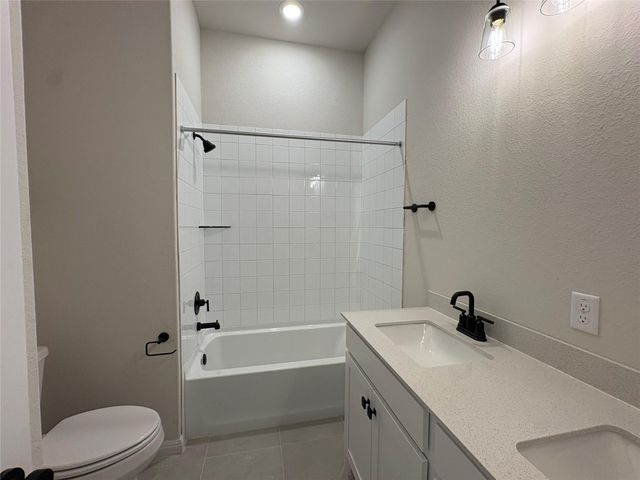 12709 Raven Meadow DR, Buda, TX 78610