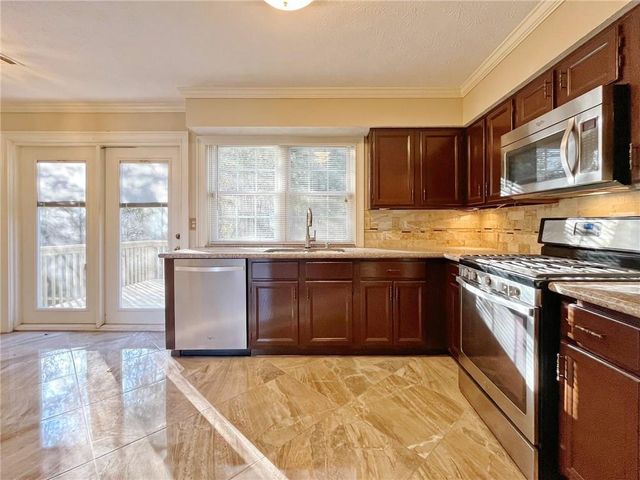 2896 Landington Way, Duluth, GA 30096