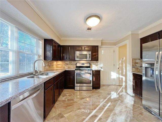 2896 Landington Way, Duluth, GA 30096