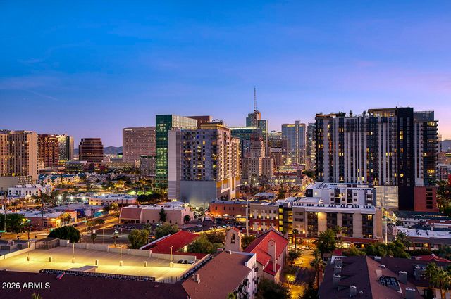 200 W PORTLAND Street 822, Phoenix, AZ 85003