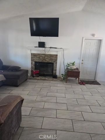 7648 Jenkins, Hesperia, CA 92345