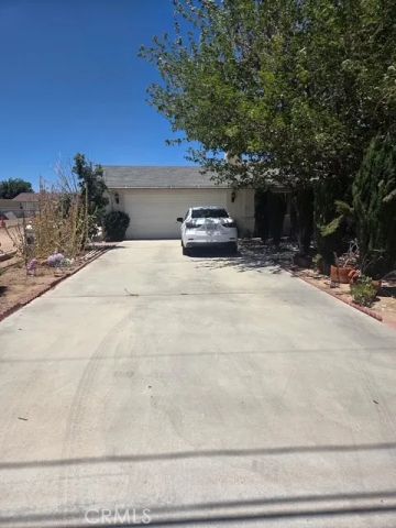 7648 Jenkins, Hesperia, CA 92345