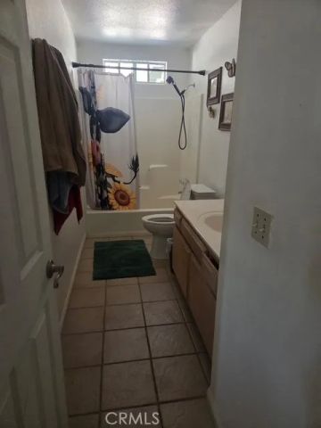 7648 Jenkins, Hesperia, CA 92345