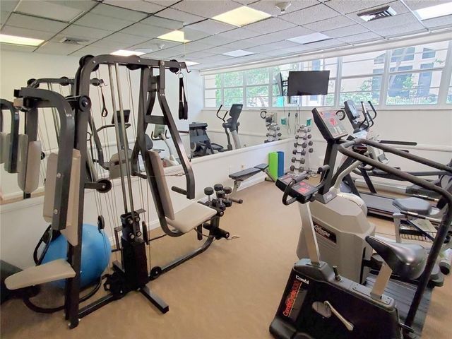 1021 Hillsboro Mile Hillsboro Mile G2, Hillsboro Beach, FL 33062