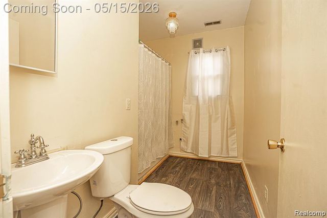 2311 BOTSFORD Street, Hamtramck, MI 48212