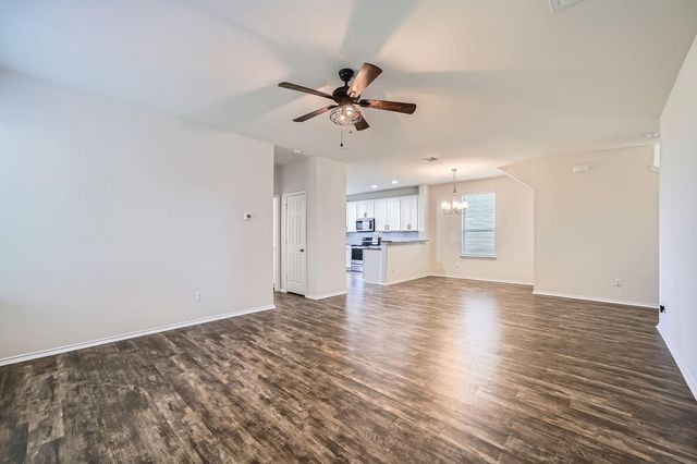 137 Green Egret WAY, Leander, TX 78641