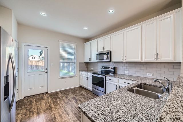 137 Green Egret WAY, Leander, TX 78641
