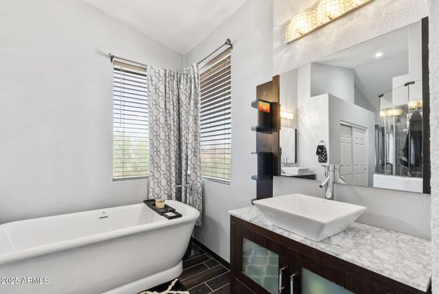 11530 W PALM BROOK Drive, Avondale, AZ 85392